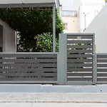 아파트 Center Ground Floor 2br With Small Yard & 1gbps Fiber *