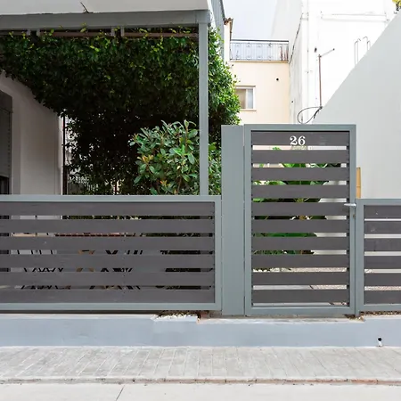 Διαμέρισμα Center Ground Floor 2br With Small Yard & 1gbps Fiber *